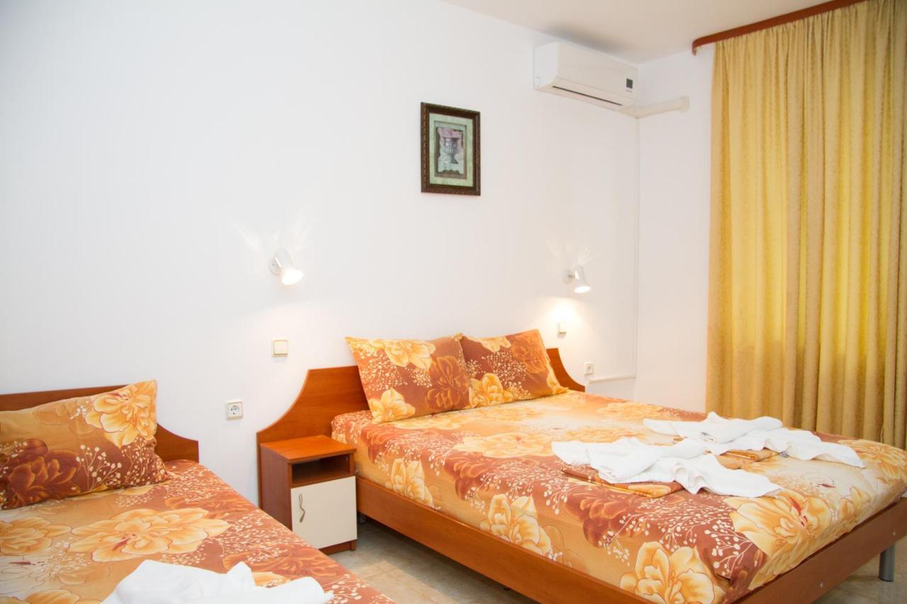 Хотел "Тихия Кът" Sozopol Exterior photo